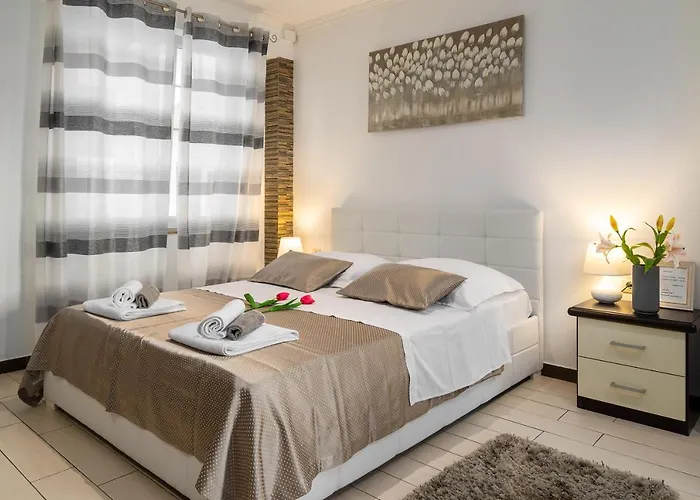 Studio La Luna Apartman *