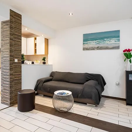 Apartman Studio La Luna Split